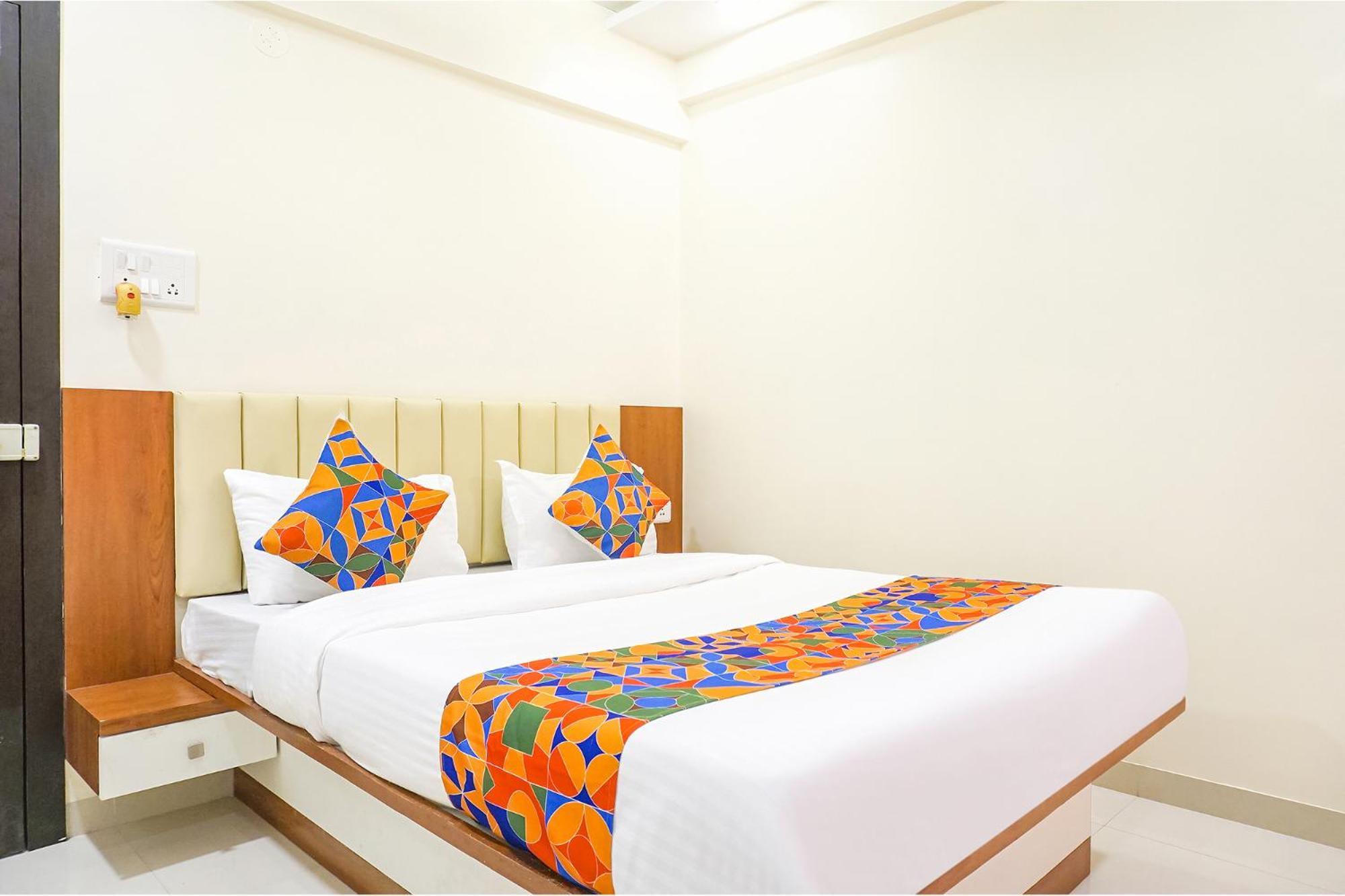 Fabhotel Majestic Luxurious - Nr Rajaram Bhiku Pathare Stadium Пуна Экстерьер фото