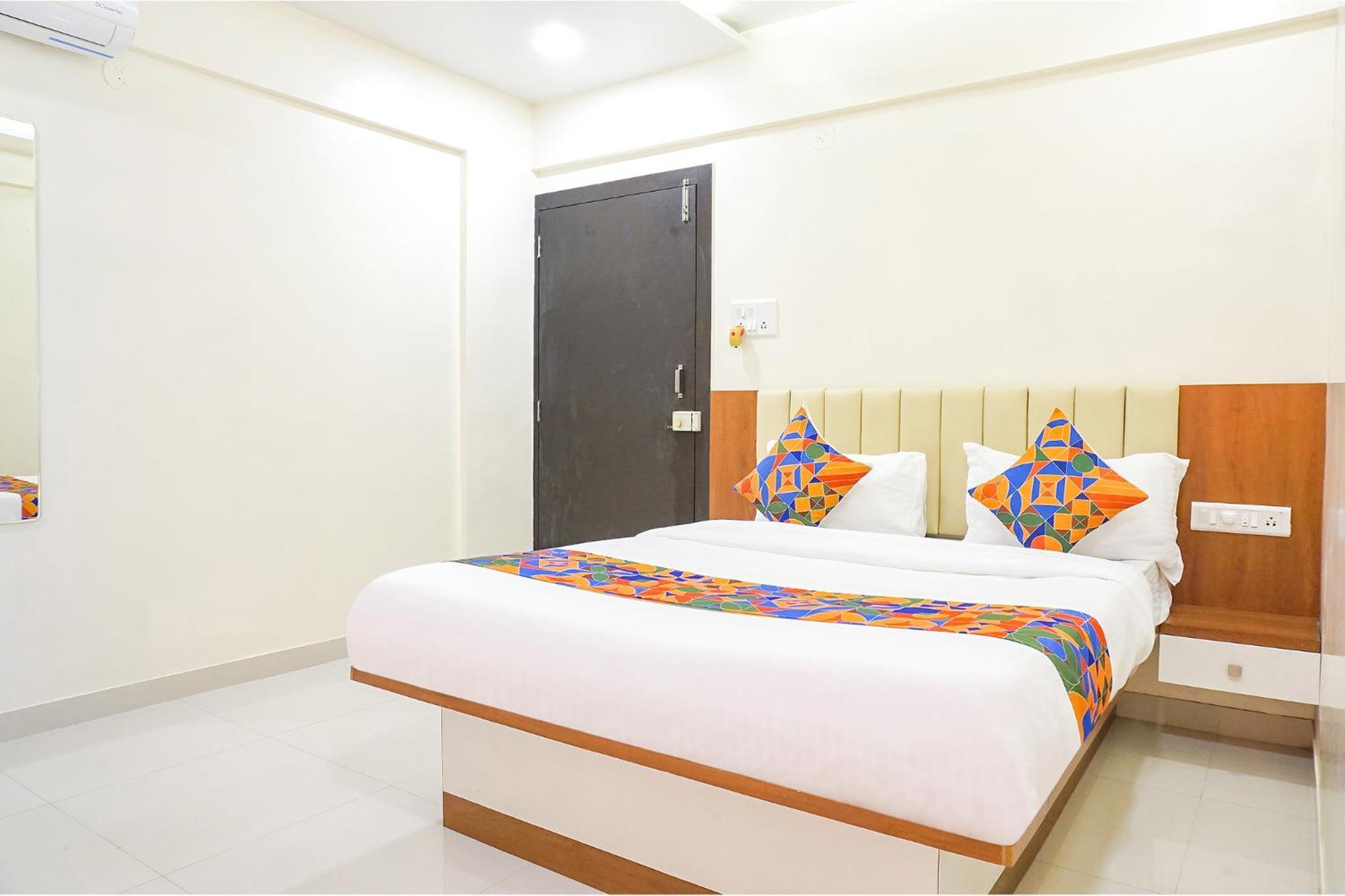 Fabhotel Majestic Luxurious - Nr Rajaram Bhiku Pathare Stadium Пуна Экстерьер фото